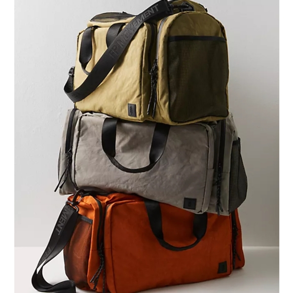 Free People Rover Recycled Nylon Weekender Bag in Rust - Picture 5 of 5